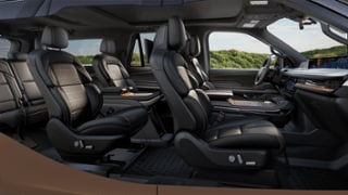 2025 Lincoln Lincoln Navigator Internal Image 1